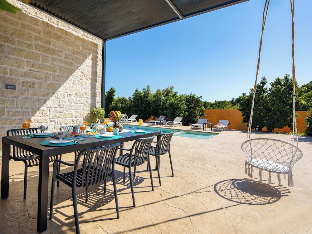 PanStel - Villa Aurora with private pool