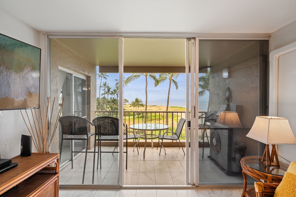 Menehune Shores 421 2 Bedroom Condo
