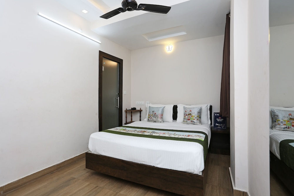 OYO 9476 Hotel Mittal