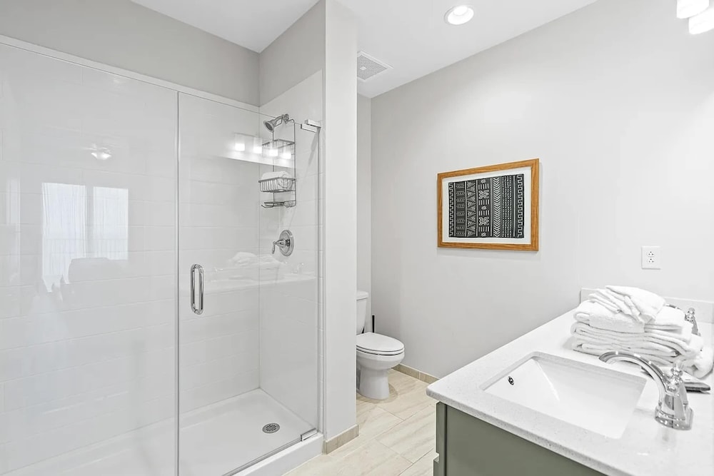 Salt and Shore Escape Sleeps 7