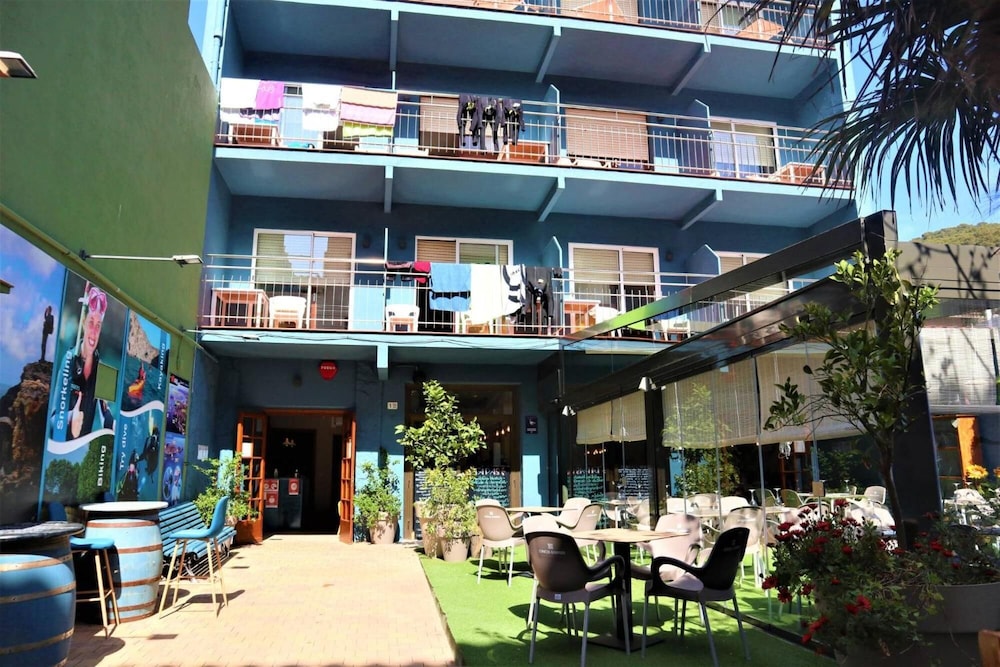 Hostel Costa Brava