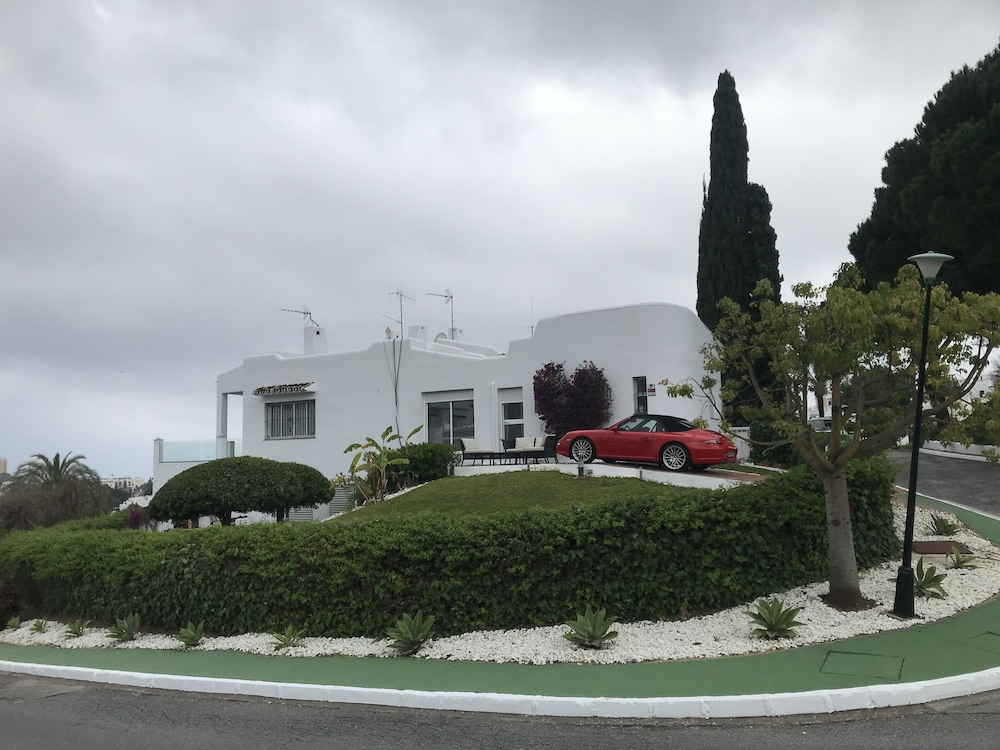 Amazing & Luxurious Golf, Sea, Mountain, Lake view villa Porto Banus