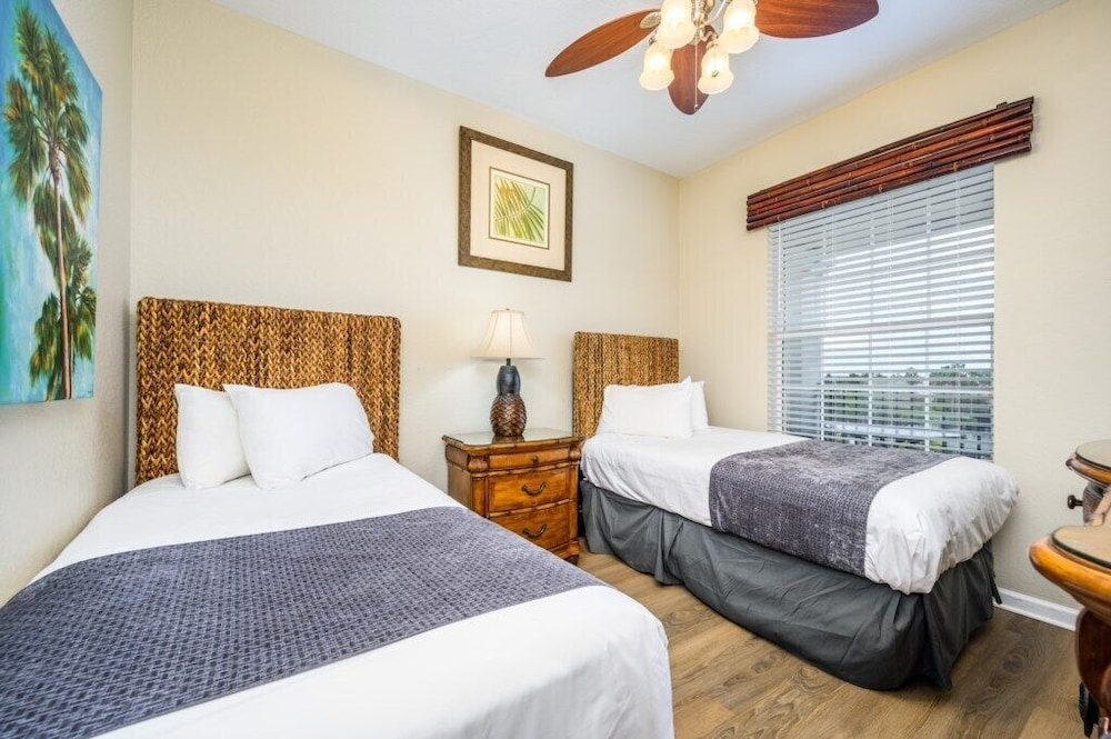 Beautiful Condo Vista Cay, Near Parks! - 3006