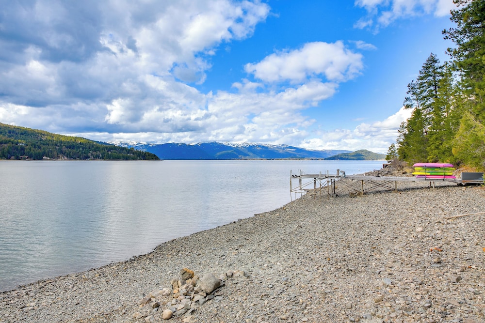 Peaceful Cabin w/ Dock on Lake Pend Oreille
