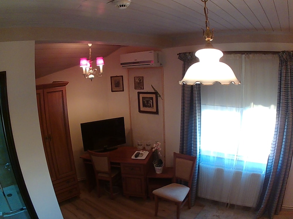 Photo 31