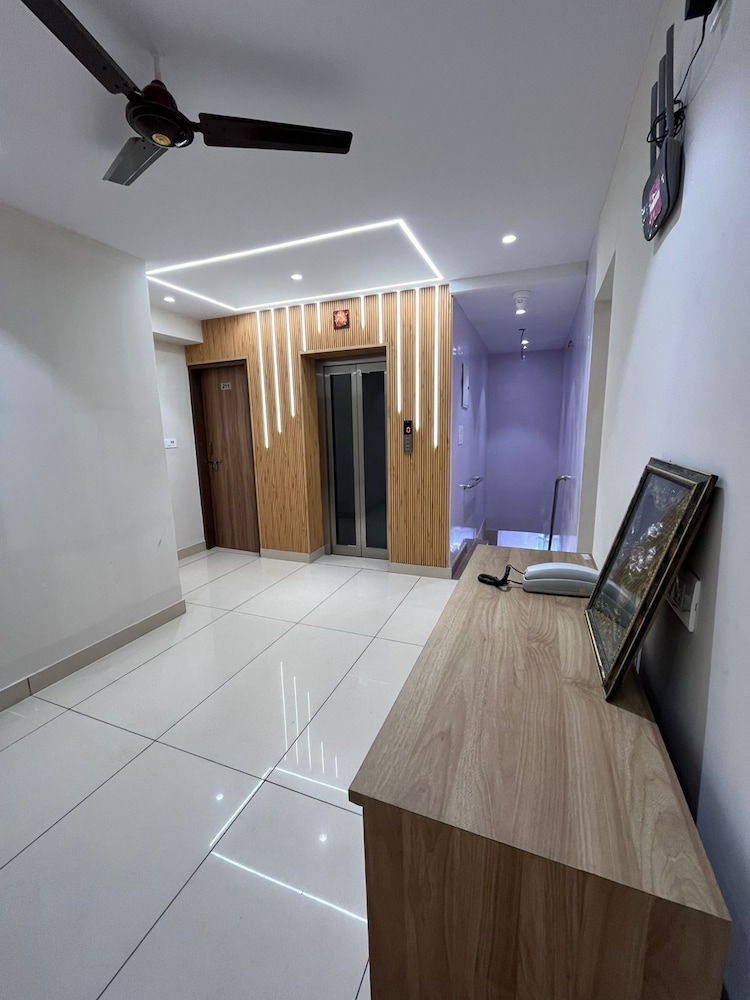 HOTEL PRAKASH BLOCK-1