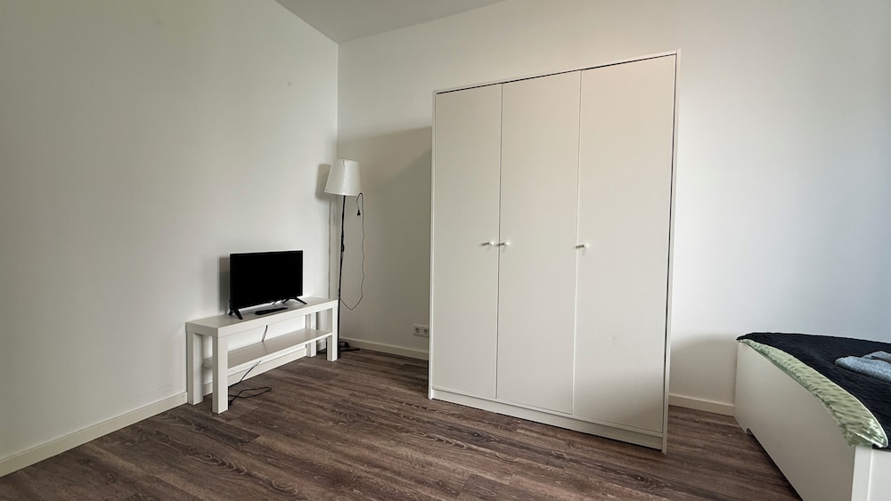Three Bedroom Comfort Apartment Maintal