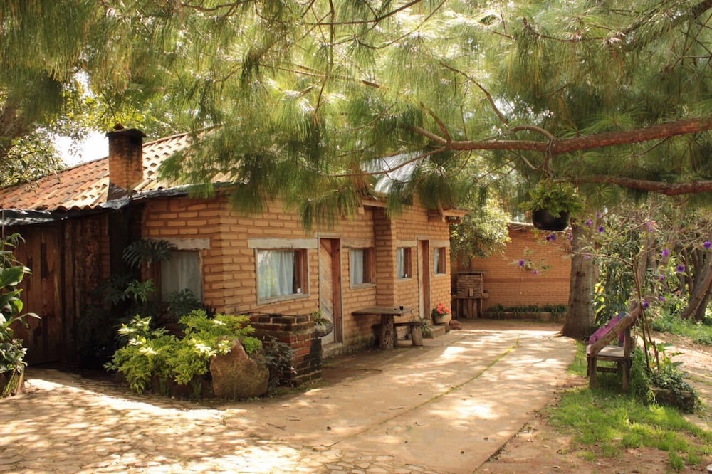 Cabañas Los Adobes