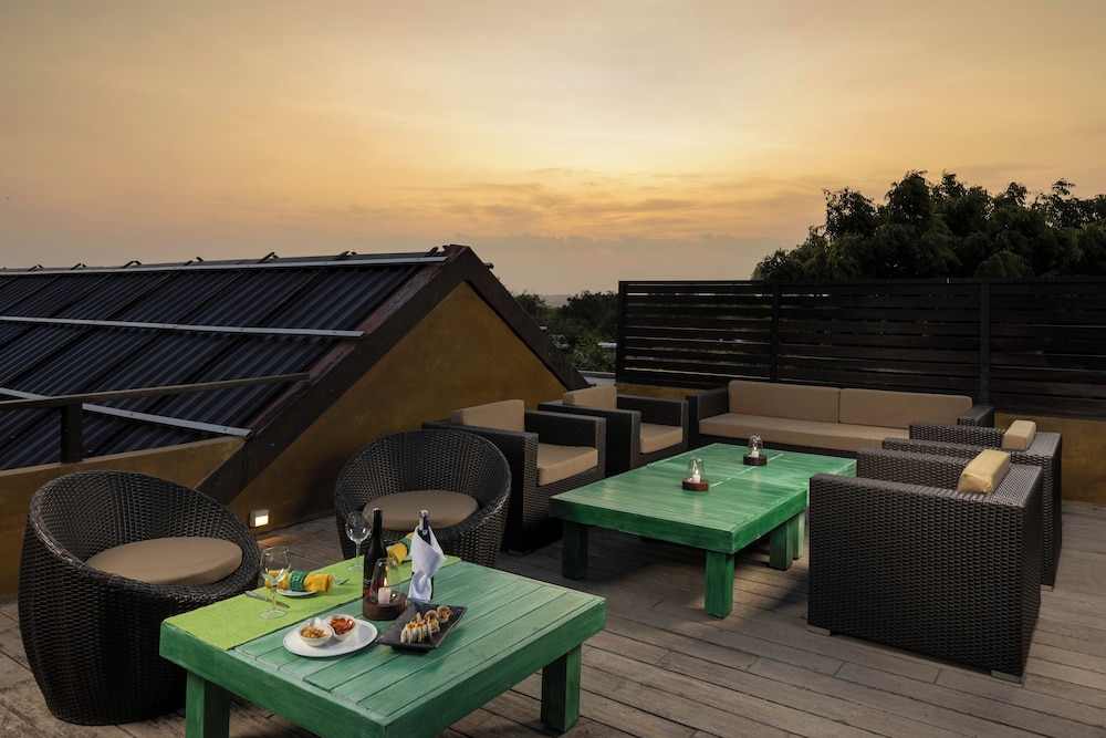Jetwing Jungle Lodge, A Luxury Reserve