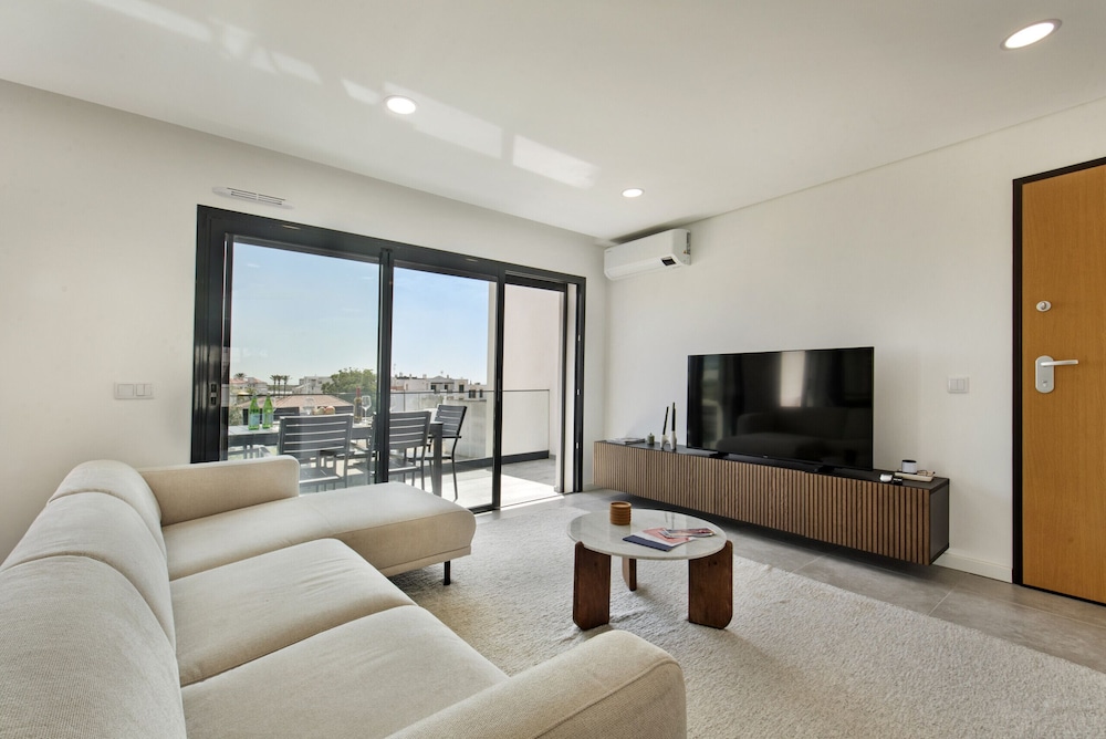 Sunny Apartments X in Tavira