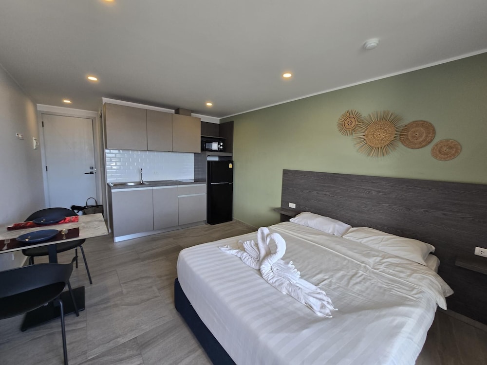 Urban Tide Studio T3 -626