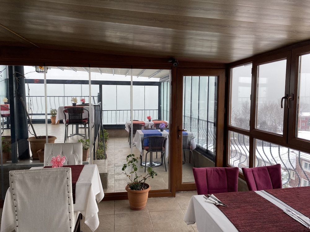 Spinel Hotel - Image 23