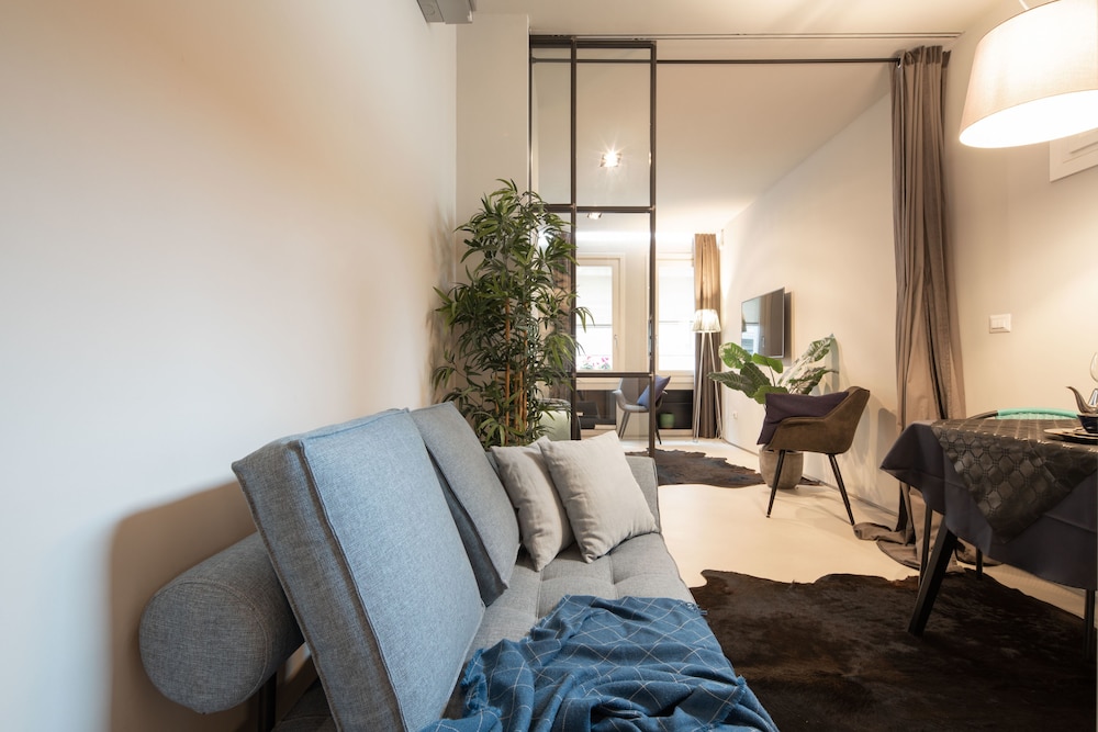 Officine Cavour Apartments