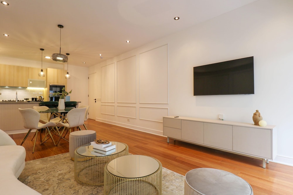 Cozy 2BR With Incredible Balcony in Miraflores