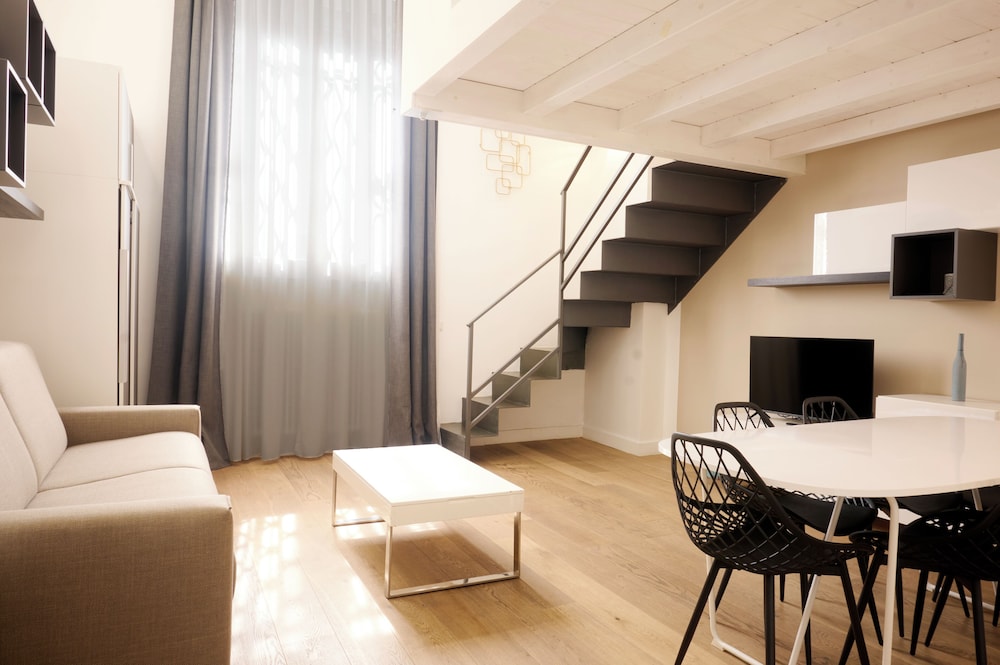 Milan Retreats Brera