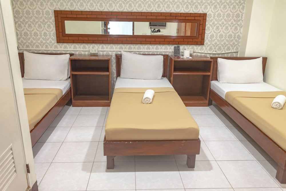 Davao Hub Dormitel Bed & Breakfast