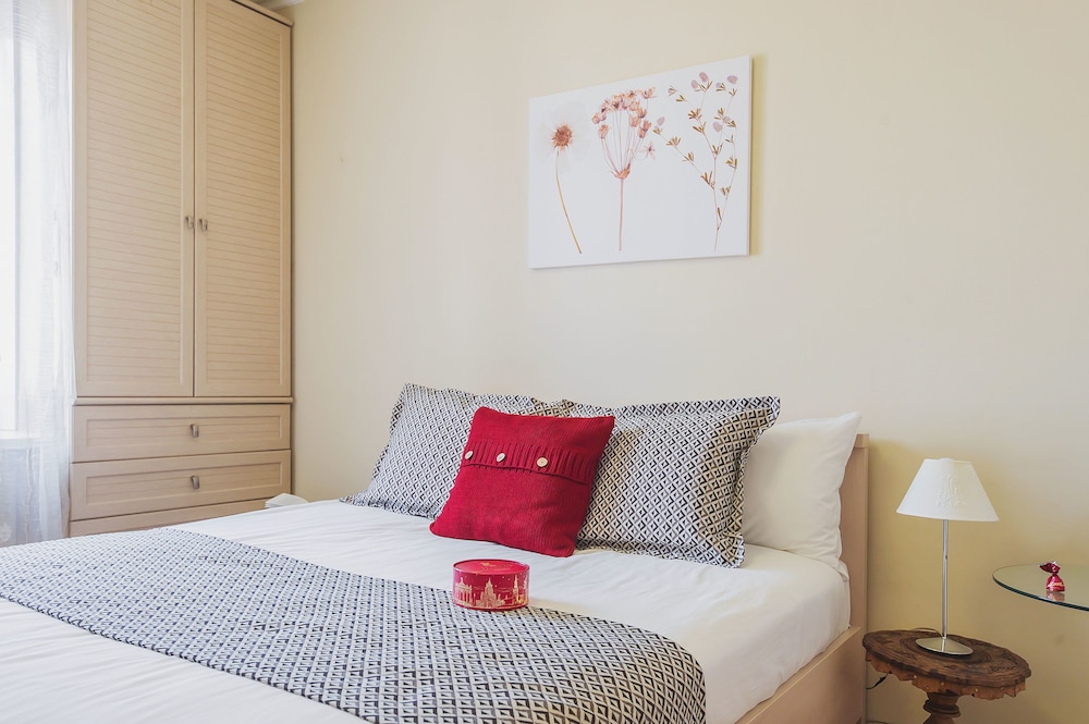 GM Apartment Ukrainskiy Bulvar 6
