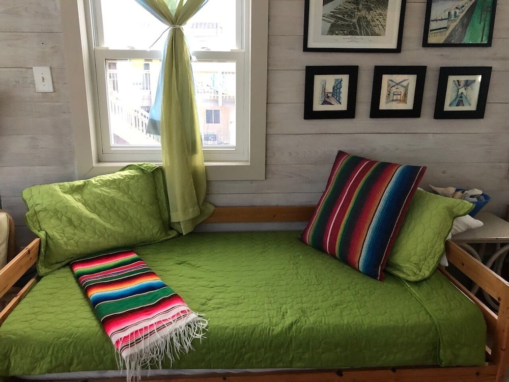 Beachfront Melody by Ryson Vacation Rentals