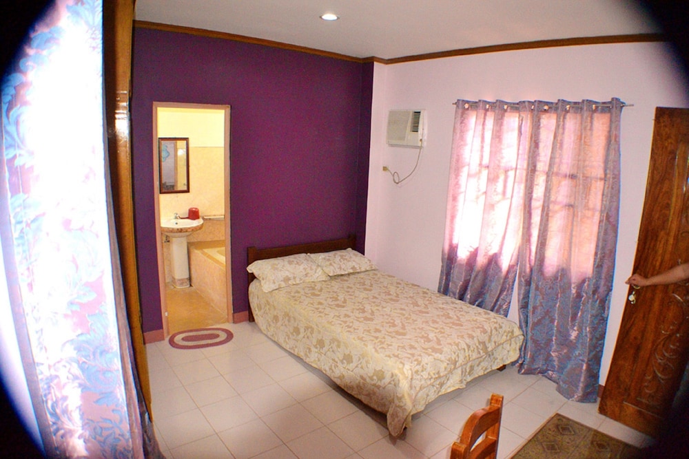 Mayon Backpackers Hostel