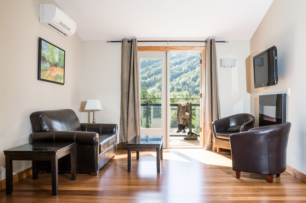 Marble Inn Resort