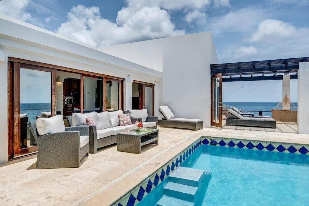 Villa Waves - Image 1