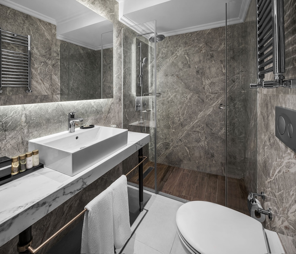 AKKA Lush Otel Taksim - Image 7