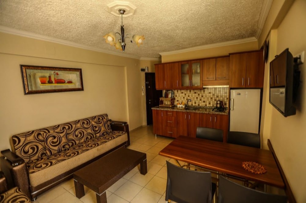 Kizkalesi Sari Konak Apart Otel