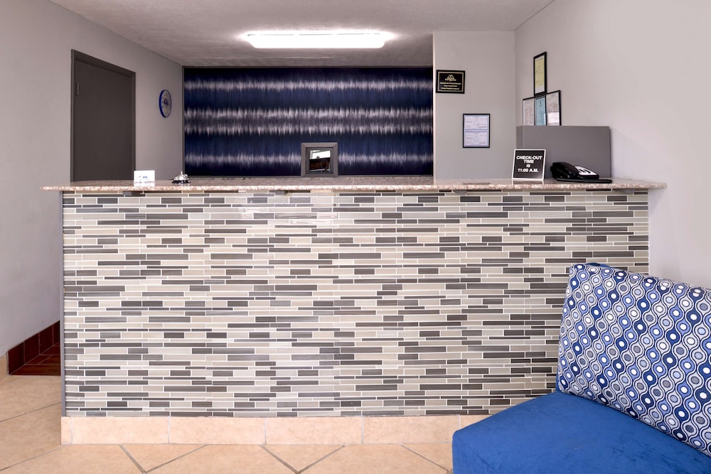Americas Best Value Inn Monroeville view 3