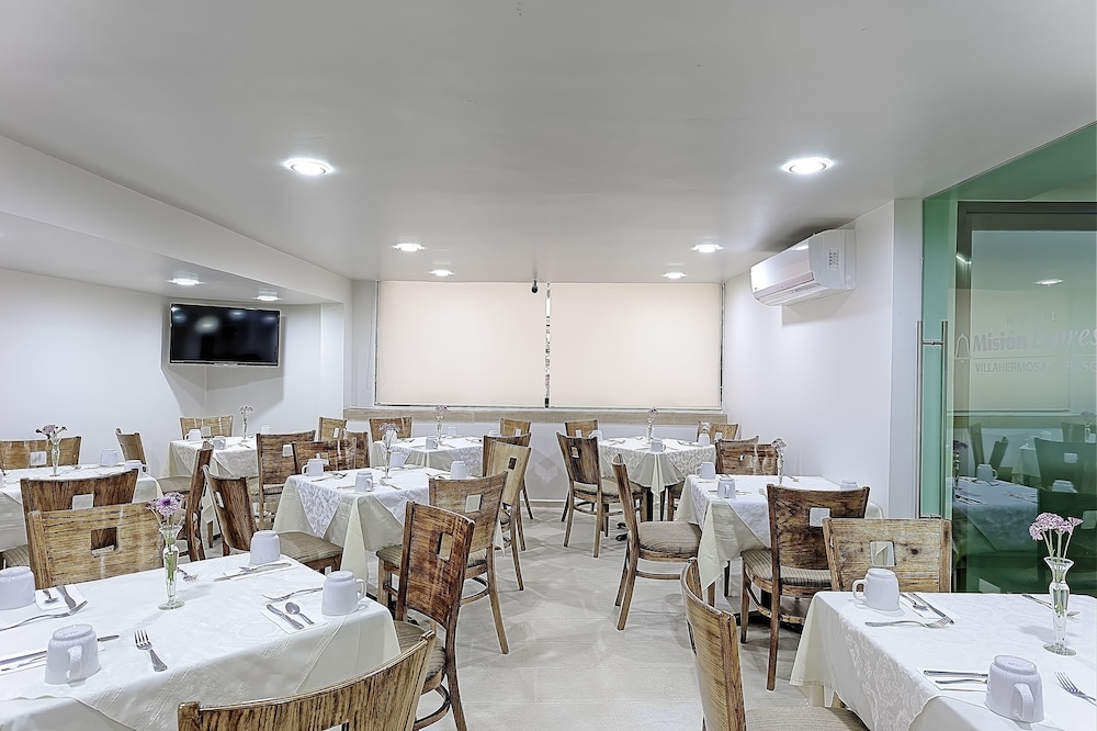 Villahermosa Vacations - Olmeca Plaza Urban Express - Property Image 5