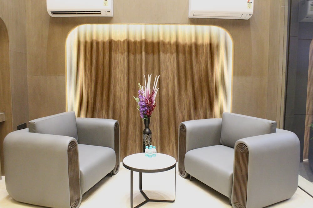 Hotel Maskan Surat