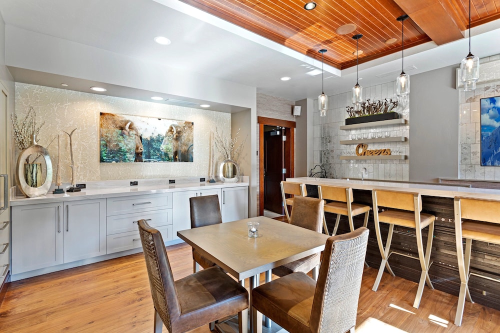 Flagstaff Lodge - Three Bedroom Residence #203 3 Condo