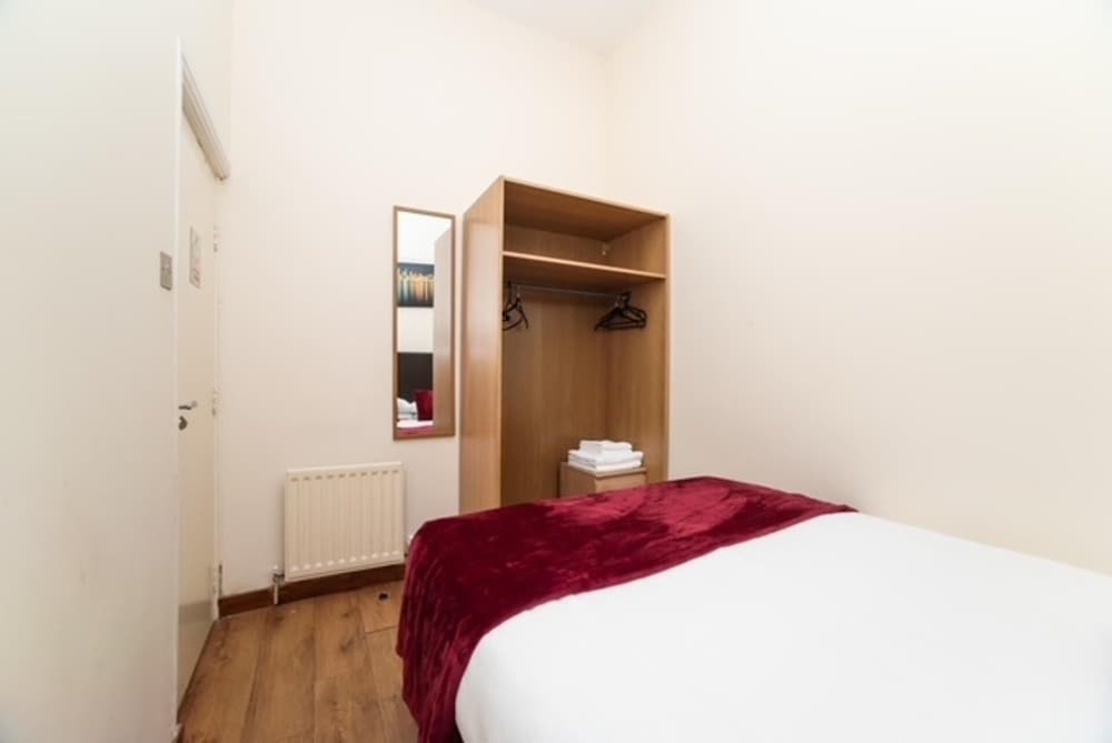 Cityscape Retreat in Newcastle