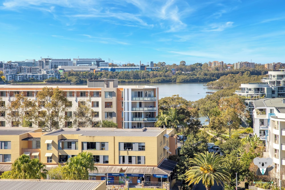 Kozyguru | Wentworth Point | 2B Apt+Free Parking
