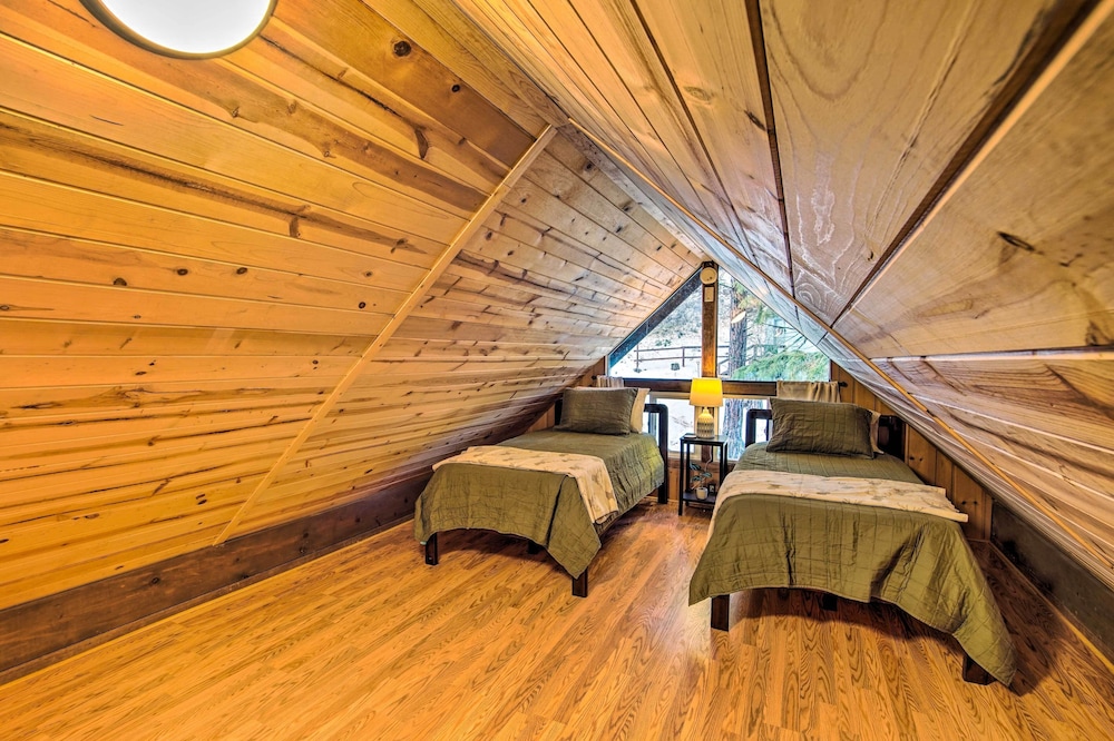 Miscellaneous Market Vacations - Remote Escape: Peaceful Cabin Near Naches River - Property Image 4