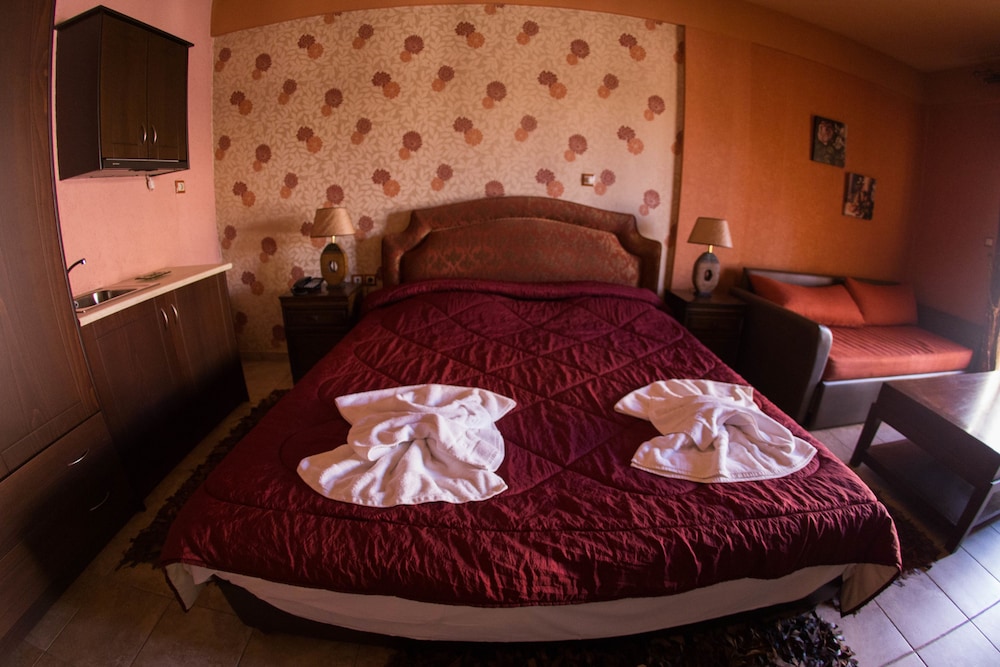 Silva Suites