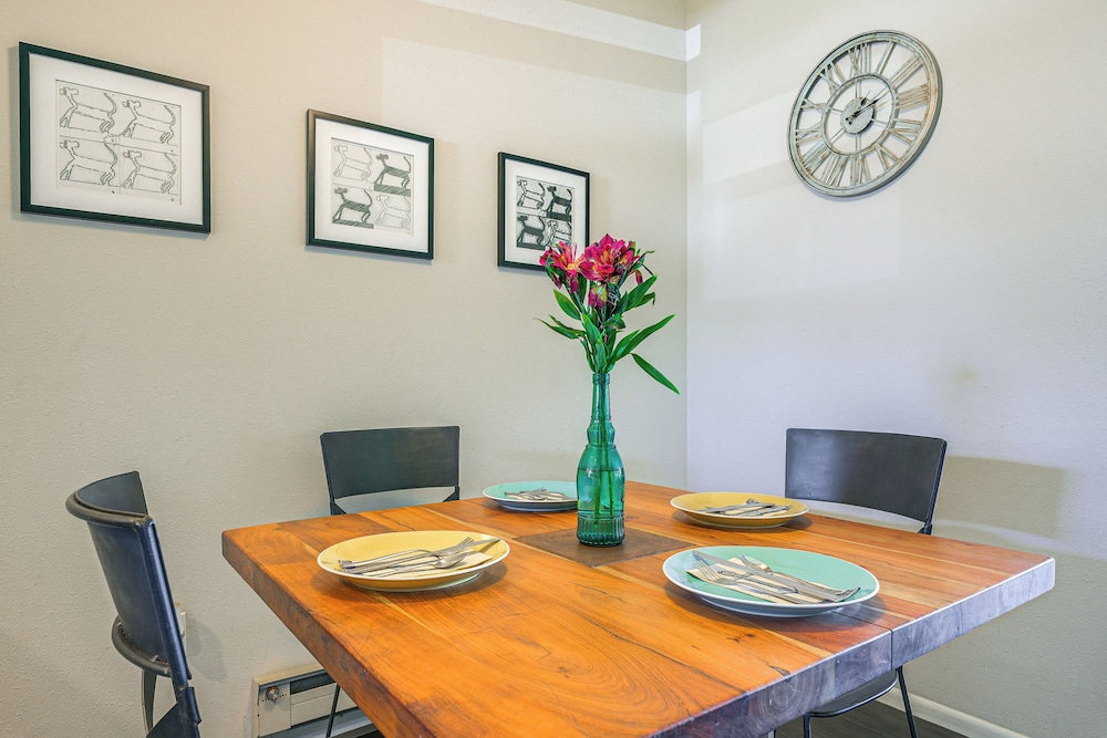 Dog-friendly Pagosa Springs Studio: Grill & Views!