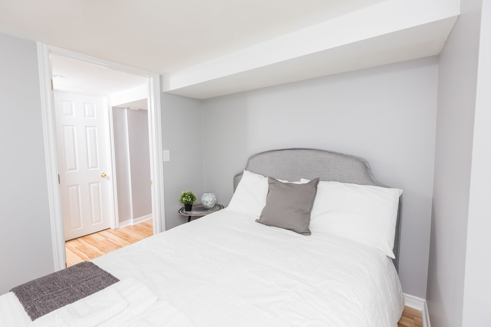 Applewood Suites - The Annex Lofts - Image 5