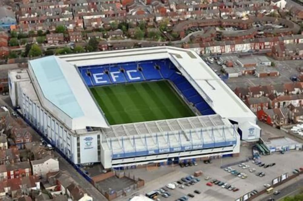 Liverpool At Gloucester Road