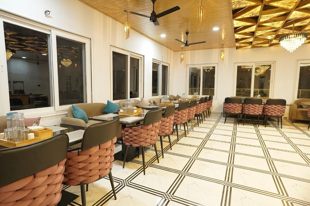 Gurugram Resort Mussoorie