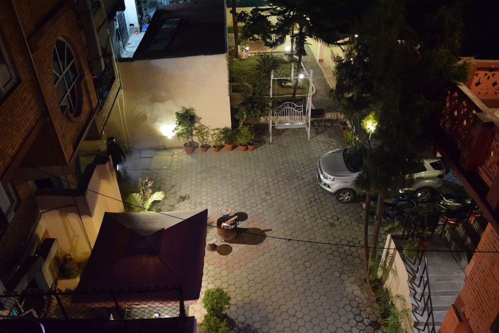 Photo 21