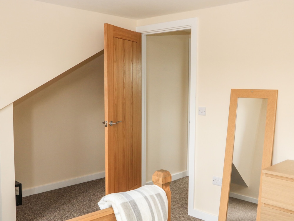 Sawtons Cottage 2