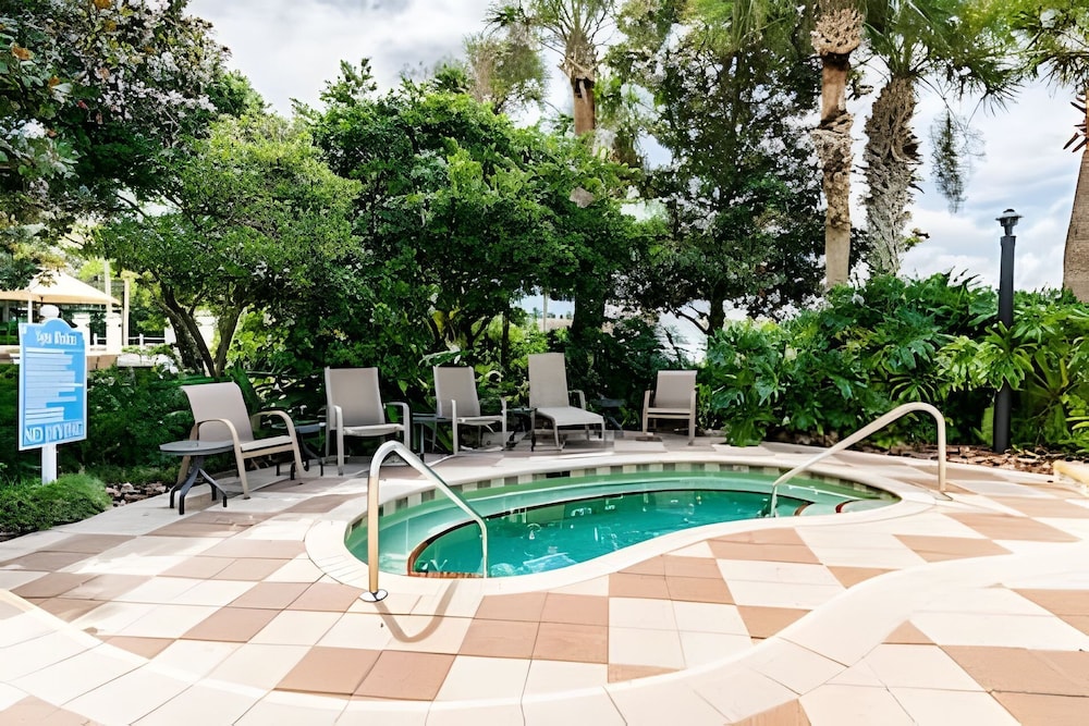 3bd/2.5ba Private Jacuzzi King Bed