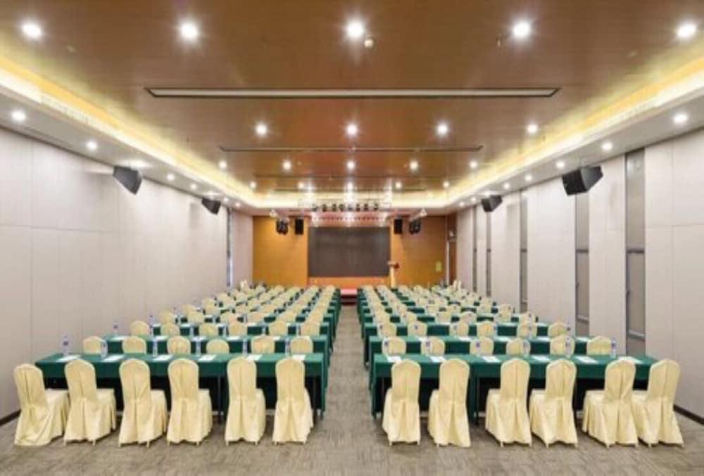 Baoyue Hotel