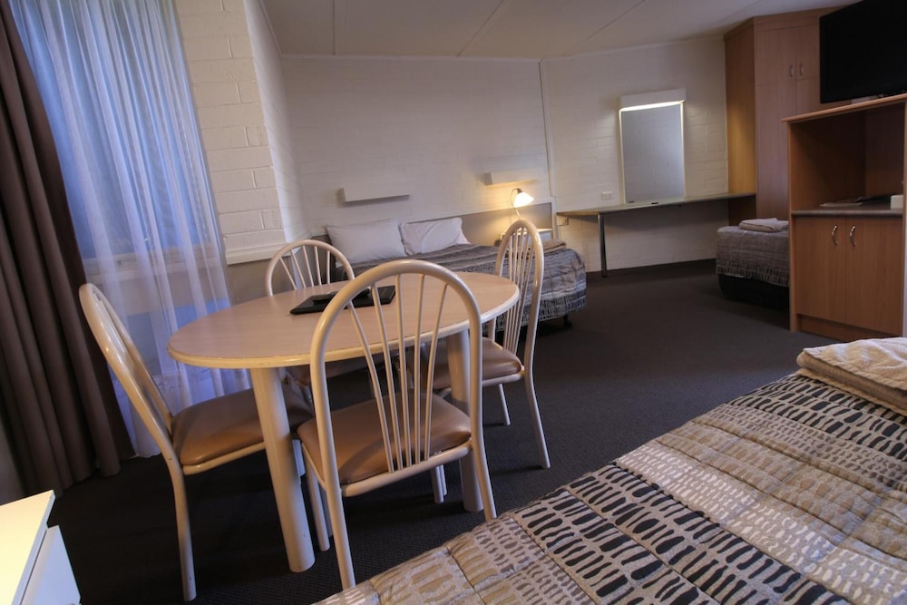 Cobram Colonial Motor Inn