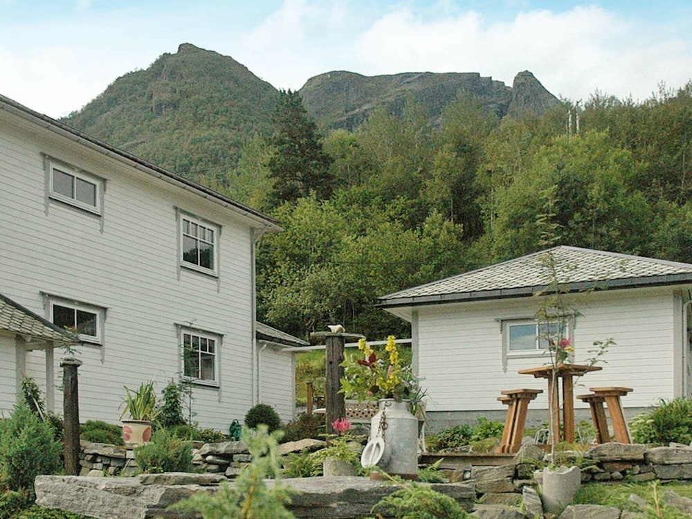 11 Person Holiday Home in Syvde view 3