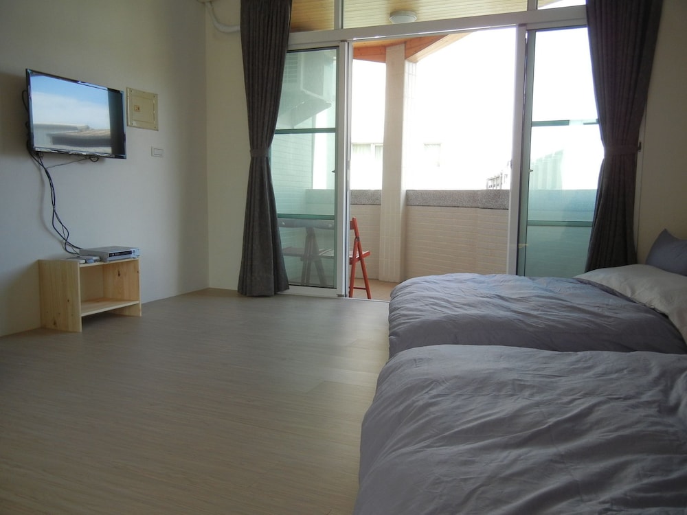 IMEEK Pet Friendly Tourist Home