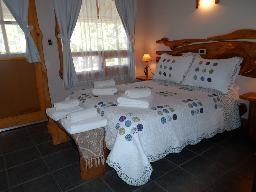 Nachoanas Apart Bungalows