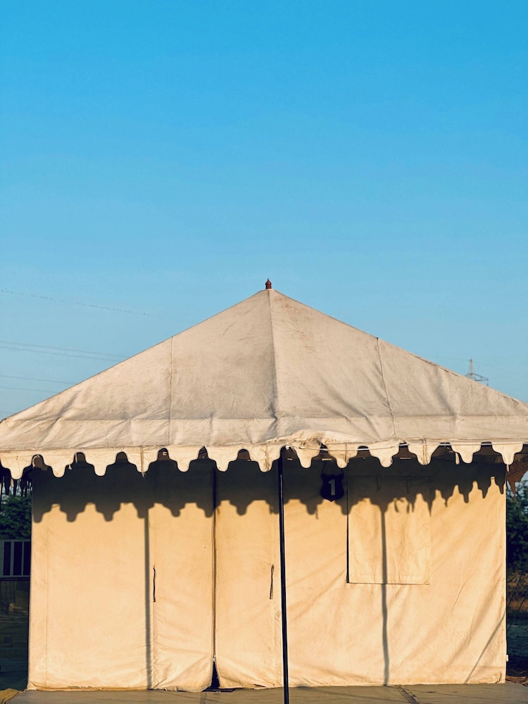 Stayguru Patgar Tent