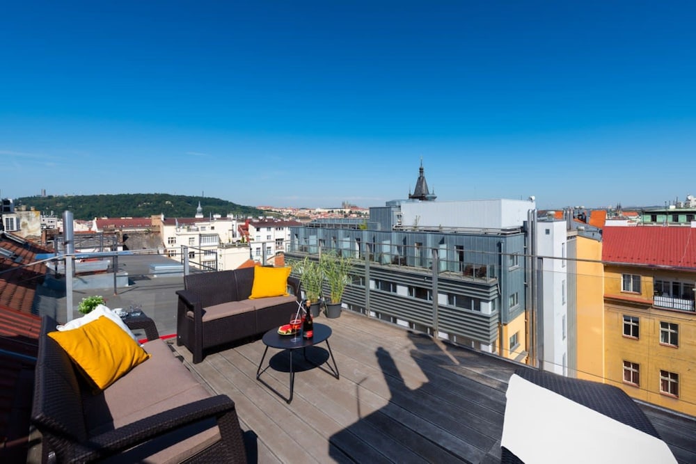 Exclusive 3 bedrooms apatment in Prague