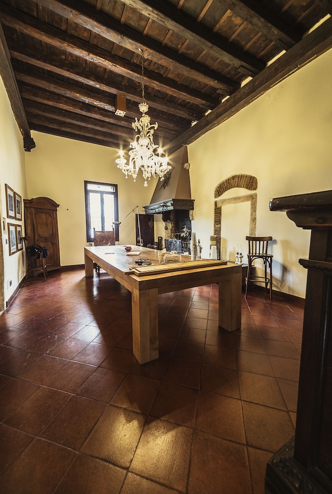 Relais Villa Gozzi B&B